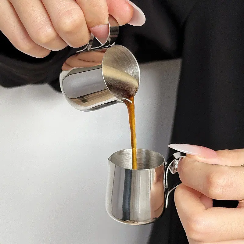 Mini Stainless Steel Milk Jug, Simple Handle Design, Precise Flow Control, Rust-Resistant, Ideal for Coffee, Sauces, Tea Time, Kitchen Use, Small Stainless Steel Milk Cup