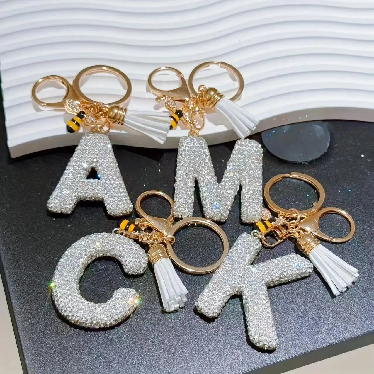 Women's Rhinestone Initial A-Z Keychain, Cute Bee Tassel Custom Charm for Graduation-Birthday Gifts, Personalized Decoration for Backpacks, Luggage, Keys