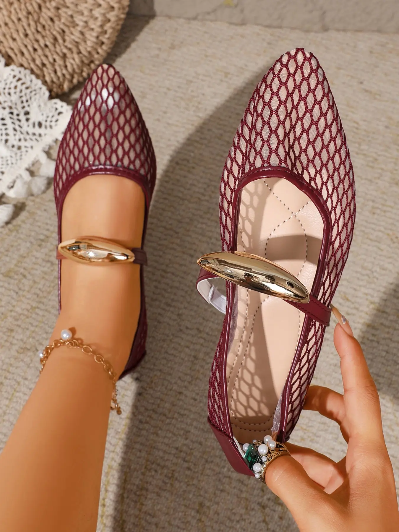 Summer Mesh Mary Jane Shoes for Women, Casual Textile Shoes, Pointed Toe Metal Buckle, Breathable Textile Upper, Soft Rubber Sole, Boho Style, All Seasons