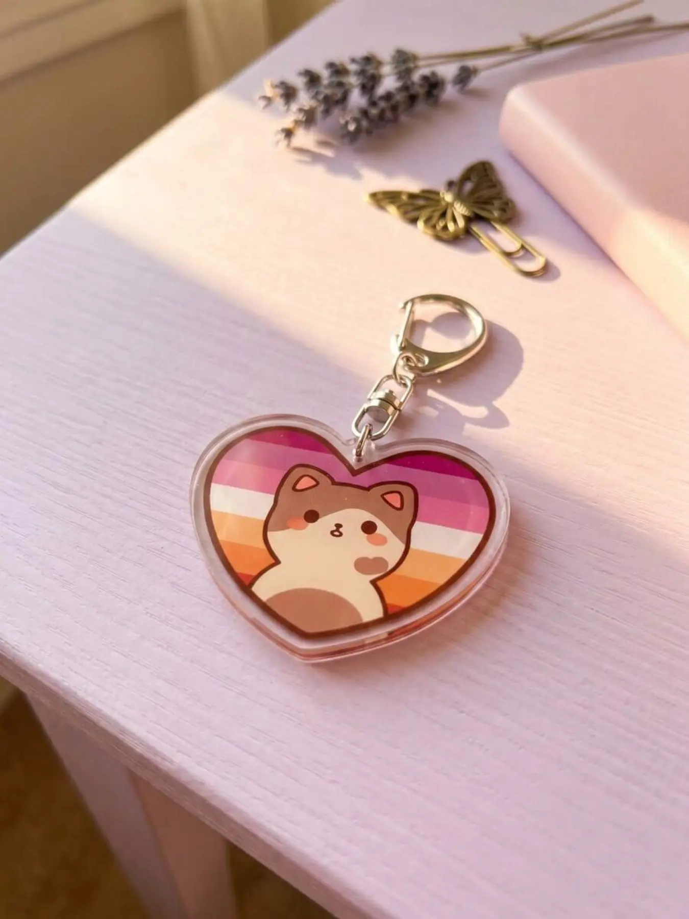 LGBT Pride Rainbow Cat Heart Keychain Collectible! Kawaii Rainbow Flag Bag Charm, Cute Pride Month Car Keyring Lanyard Decor, Ideal Gifts for LGBT Friends, Allies, Boyfriends & Girlfriends Key Charms