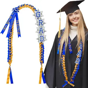 Party Gifts Graduation Wreath Necklace Class of 2026, Handmade Double Braided Money Wreath with Tassels for Graduation