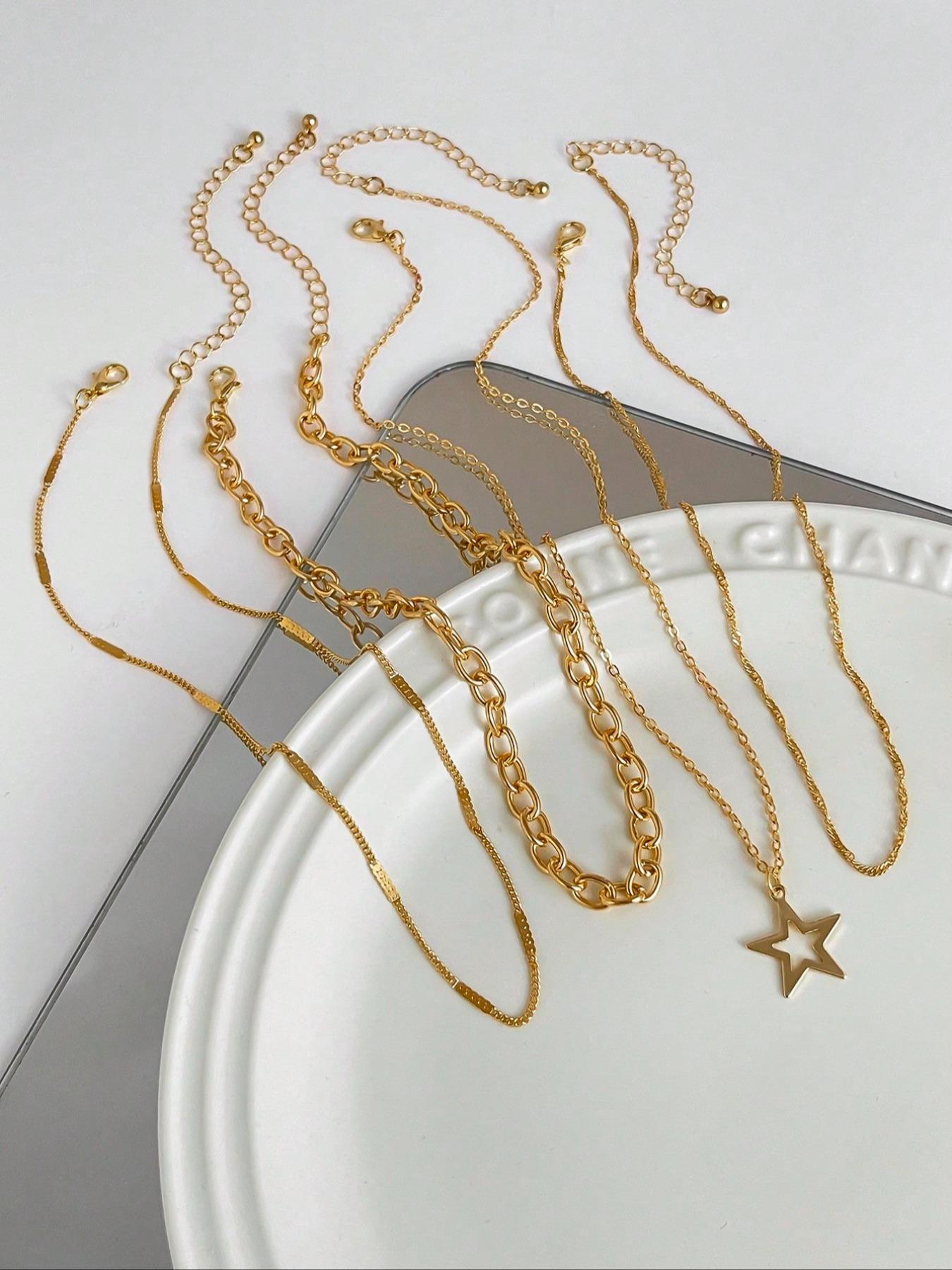 4-Piece Punk Style Star Pendant Necklace Set, Unique Layered Design, Ideal Gift for Punk Fashion Lovers, Modern Versatile Accessories