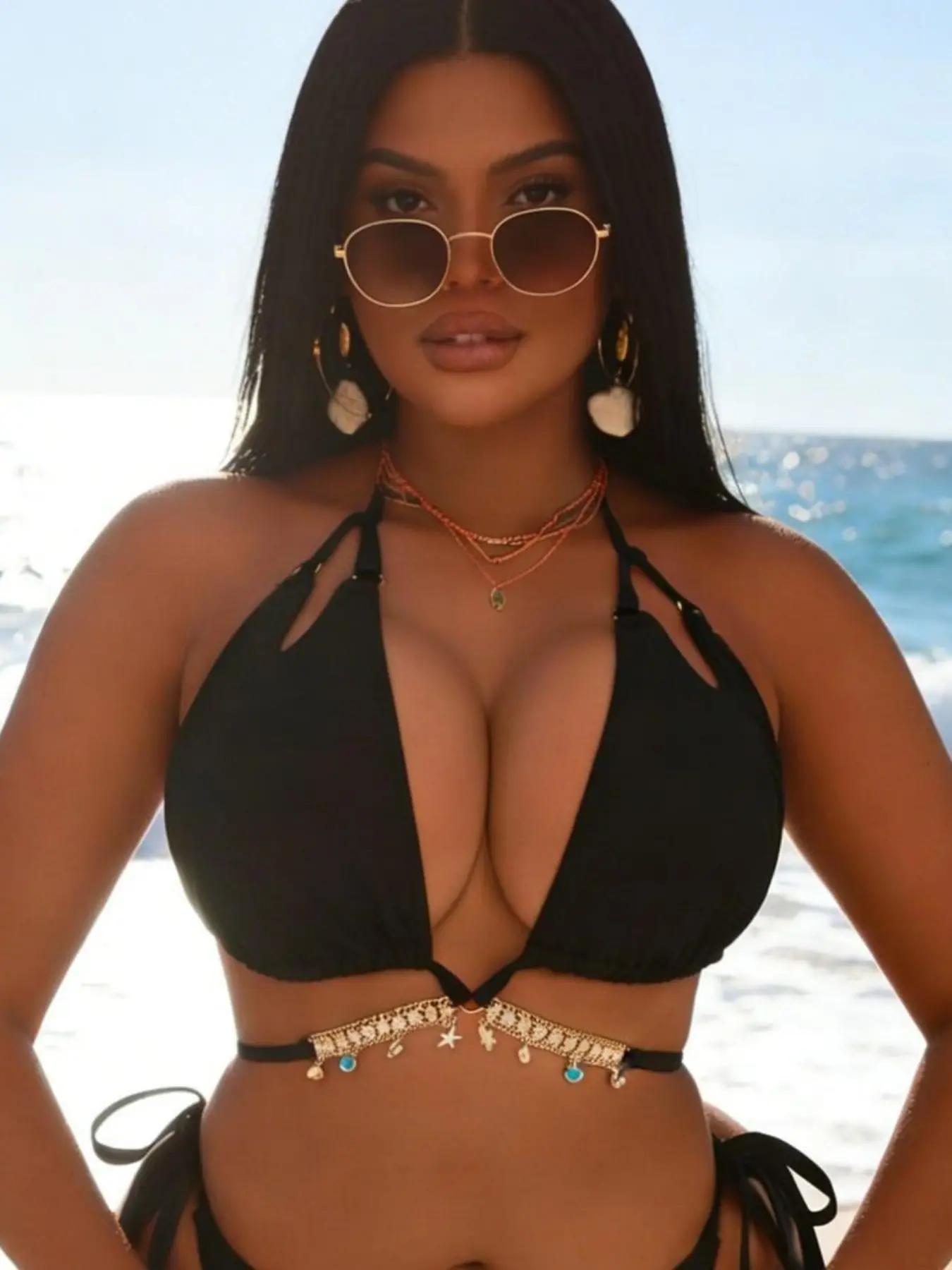 Women's New European Style Plus Size Chain Halter Tie Sexy Triangle Cup Bikini Top, Fashionable Swimwear for Summer, Trendy Beach
