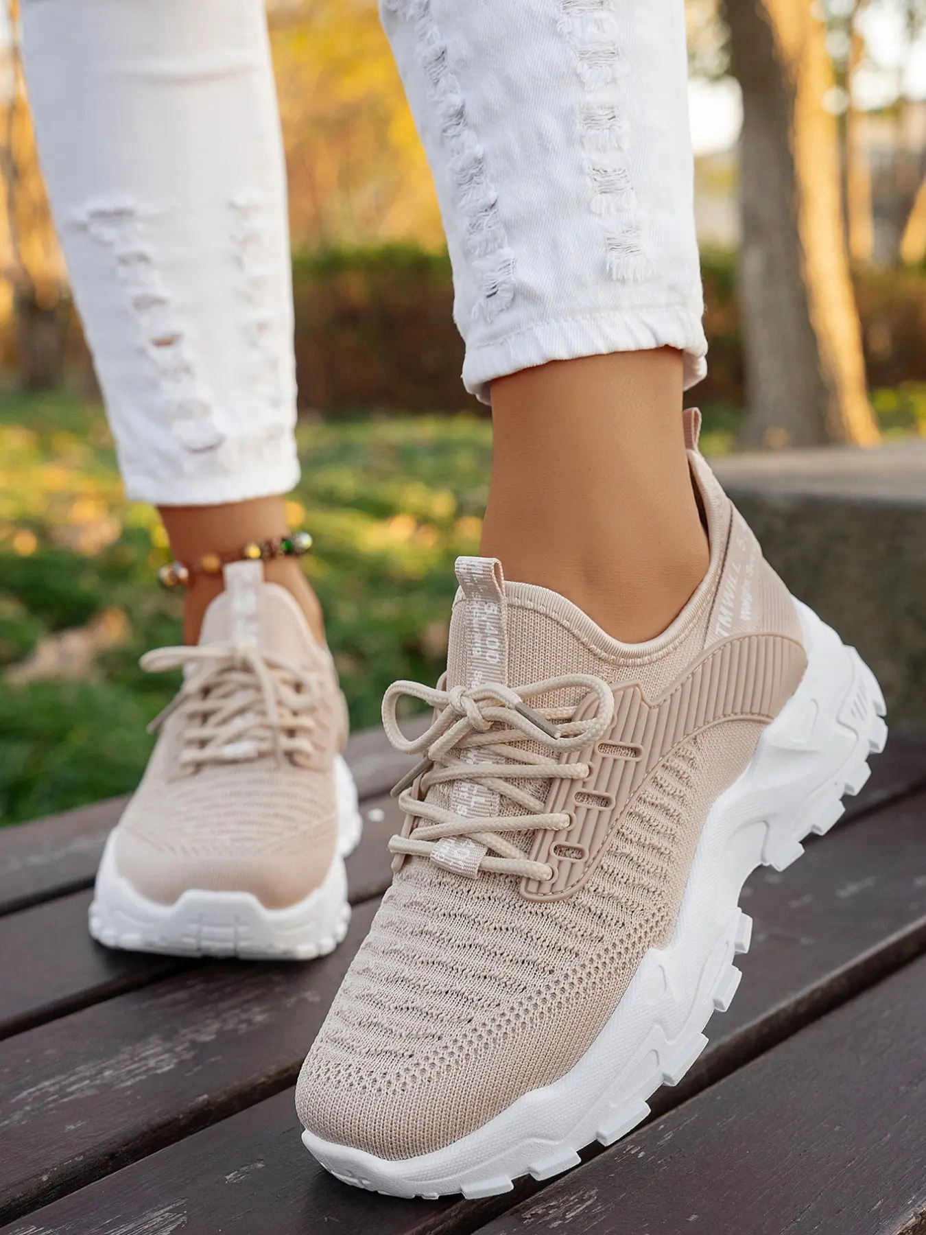 Letter Textile Dad Shoes for Women, Lace Up Trainers, Summer Breathable Mesh, Thick Sole, Lightweight Soft Bottom, Casual Patchwork Style