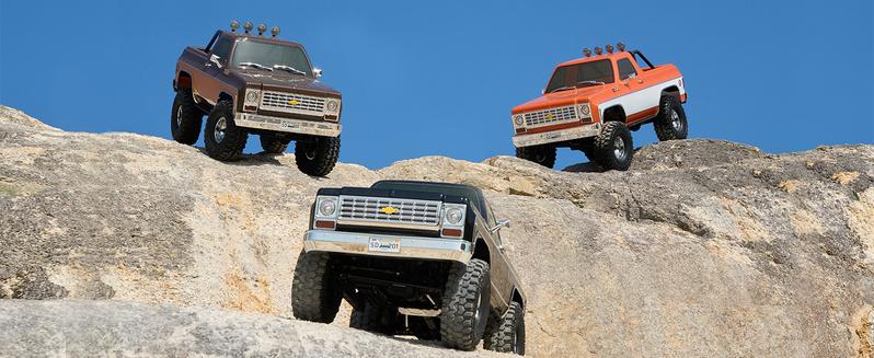 FMS 1/10 RC Crawler FCX10 Chevy K5 Blazer RS RC Car Officially Licensed Car Model RC Pickup Truck Hobby RC Offroad Rock Truck DIG/4WD/FWD 11CH 2.4GHz Remote Control Car for Adults Included (RS does not come with Charger and battery)