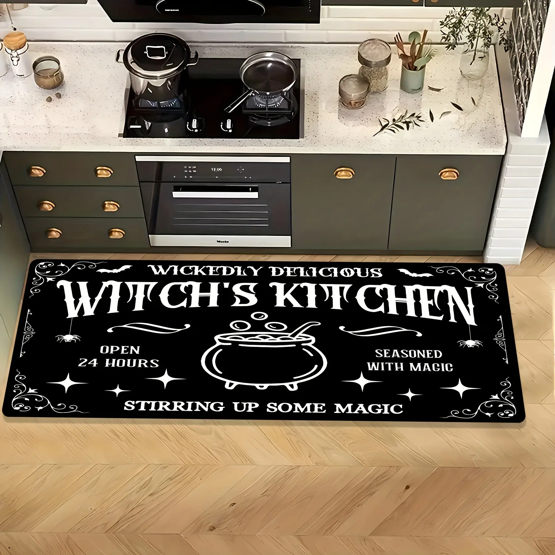 1pc Halloween Witch-Theme Non-Slip Rug, 0.43in Thick Premium Flannel, "Evil Delicious Witch's Kitchen" Letter Design, Machine Washable Fade-Resistant, Living Room Decor Mat, Multiple Sizes Available (Camping Picnic Outdoor Use)