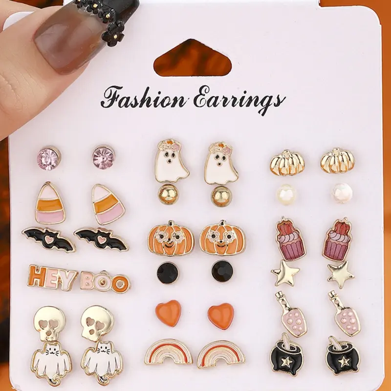 18-Piece Halloween Earrings Set for Women, Ghost Pumpkin Bat Candy Rainbow Heart Earrings, Sweet Punk Style, Card Packaging, Earring Stacking Set