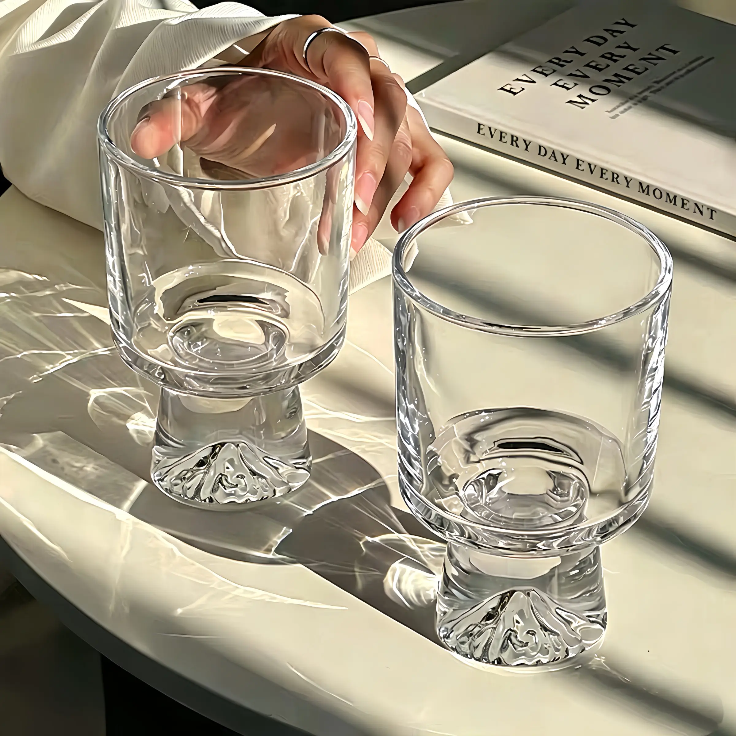 10.14oz Vintage Medieval Glass Cup, High Aesthetic Water Glass, Tall Glass for Iced Coffee, Latte, Beverages, Home Café Use, Gift