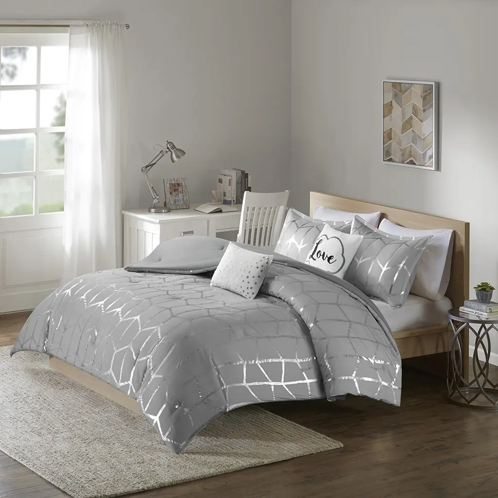 ARCH King/Cal King Silver Metallic Printed Microfiber Bedding Full Set - Soft Lightweight All-Season Down Alternative Quilted Insert with Shams, Decorative Pillow for Master Room, Coordinated Look, Sohochic