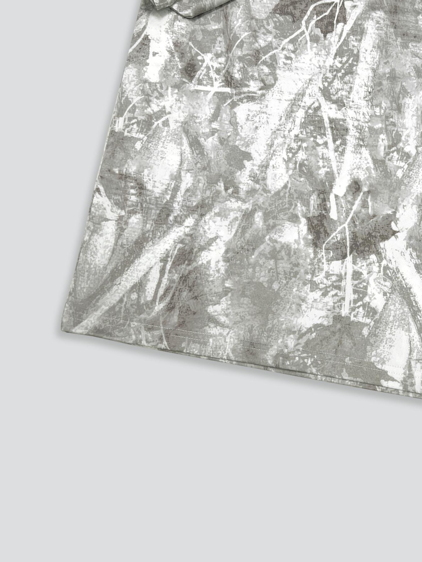 Unisex Camouflage Print T-Shirt, Short Sleeve Casual Style, Organic Fabric, Fitted Design, Summer Fashion for Daily Wear, Streetwear