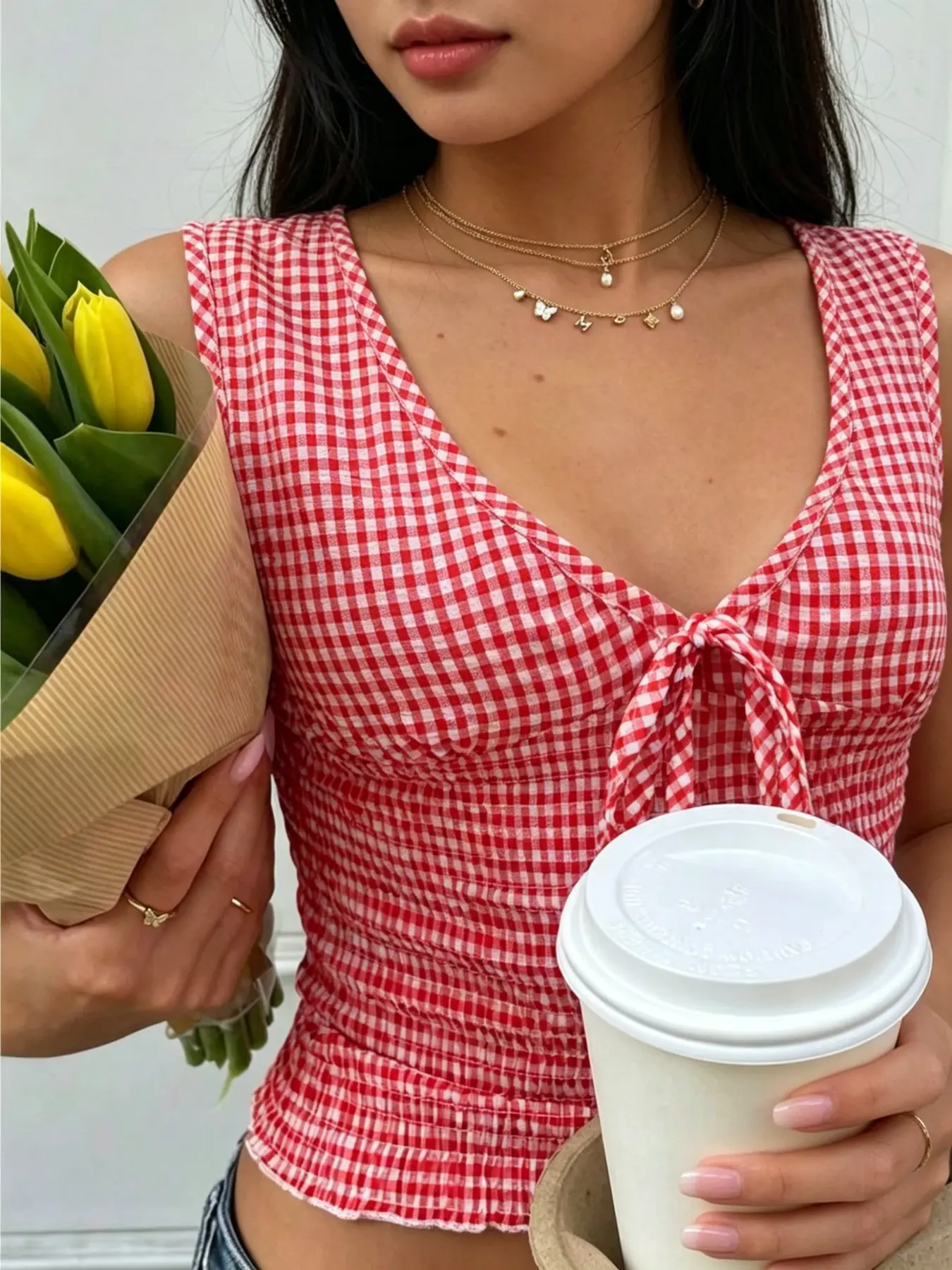 Women's Summer Retro Gingham V-Neck Backless Waist Bow Ruffle Vest, Versatile Country Style Top for Weekend Outings, Casual Flattering Sleeveless Tops