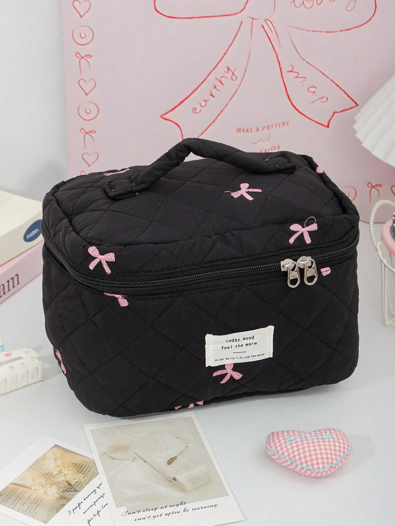 Women's Bow Embroidered Quilted Makeup Bag Set, Large Capacity Cosmetic Bag with Handle, Travel Toiletry Bag, Mini Travel Makeup Case Pouch, Travel Cosmetic Bags, Travel Essentials