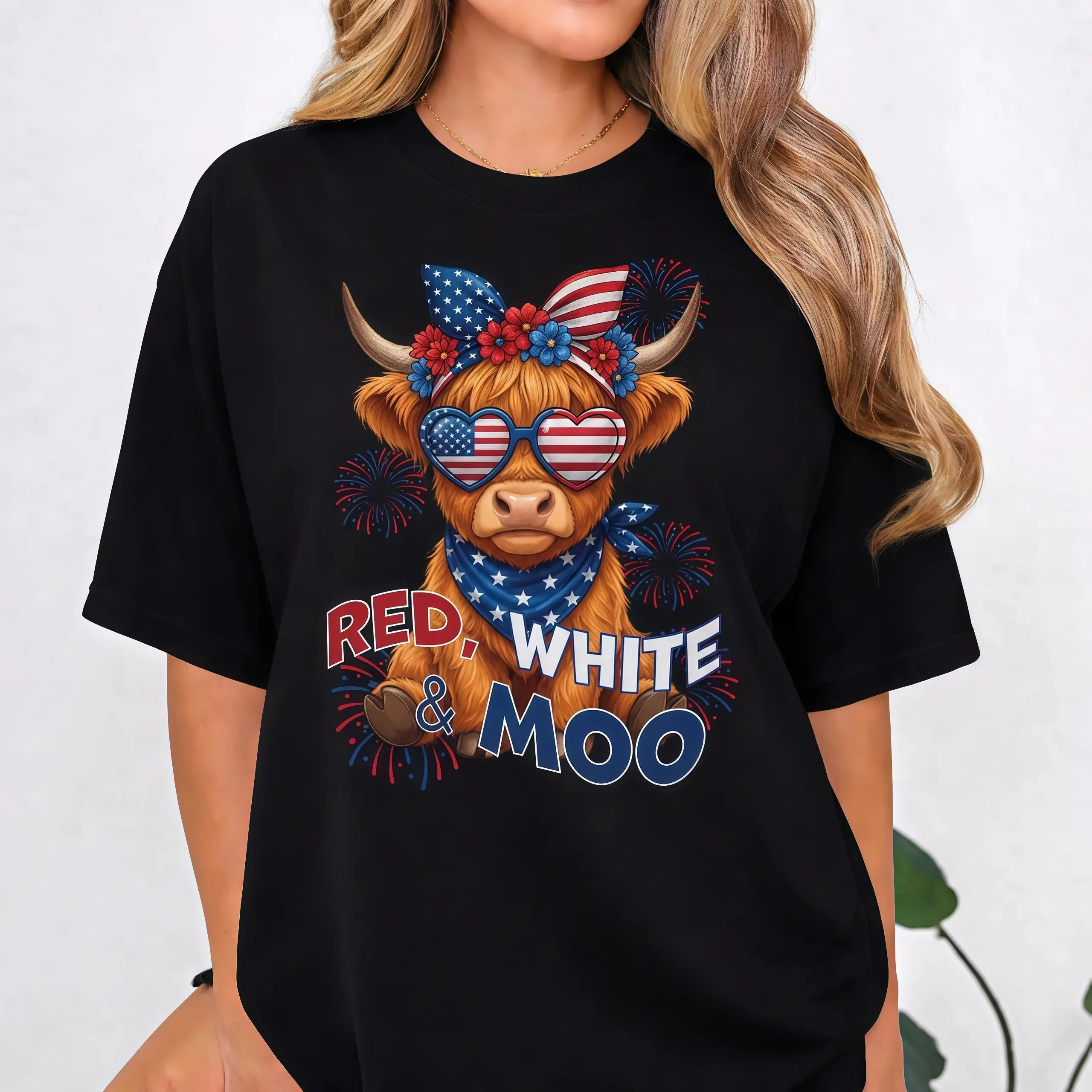 Red White & Moo Highland Cow T-Shirt, 4th of July Patriotic Graphic Tee, Cute American Flag Cow Shirt, Independence Day Fireworks Short Sleeve Top, Women's Summer Casual Crewneck, Funny USA Holiday Outfit, Country Western Farm Cow Lover Gifts, Party Shirt