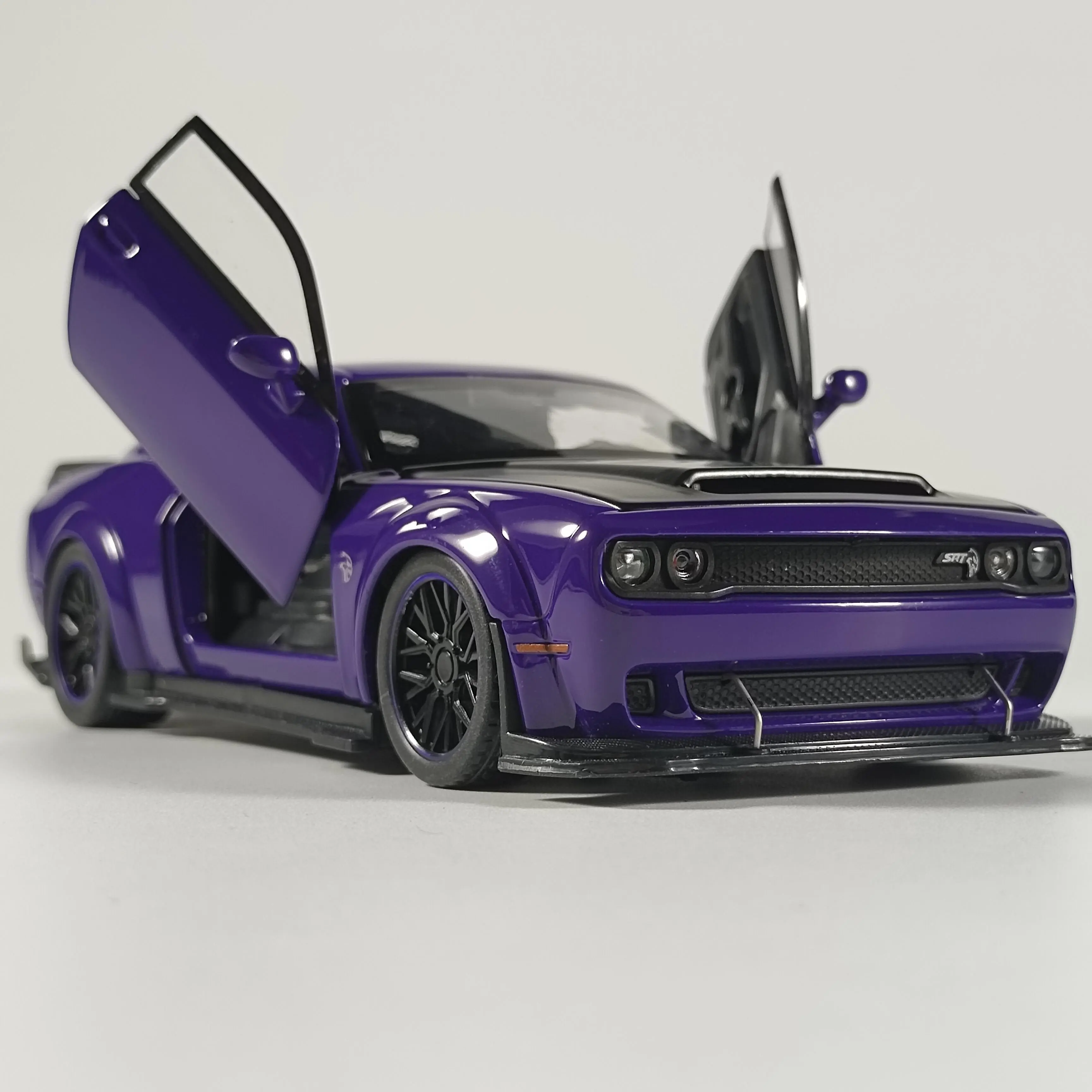 1:32 Dodge Challenger SRT Hellcat Redeye V8 Alloy Metal Die-Cast Model, American Muscle Sports Item, Collector Model Car, Die Cast Vehicles for Hobby Collection & Decorations