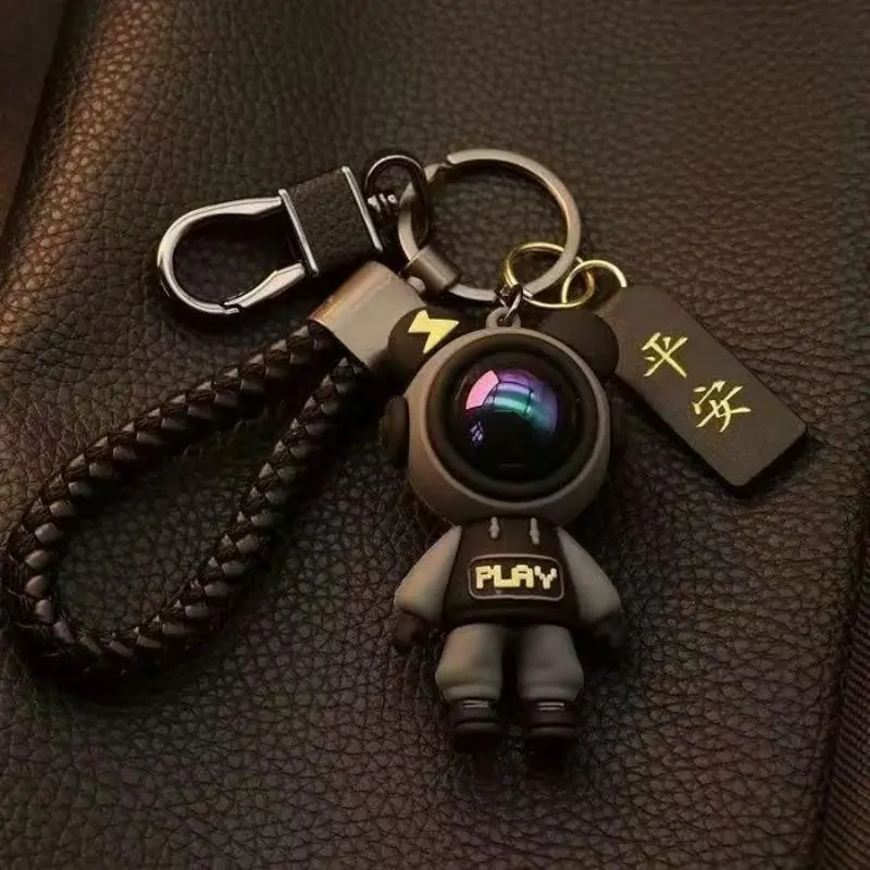 High-End Astronaut Keychain, Perfect Gift for Men and Women, Ideal Birthday Present, Festive Holiday Gift, Christmas and Halloween, Key Rings, Keyring