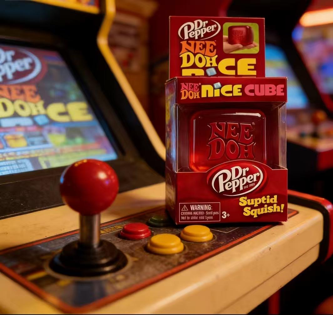 Cute Ice Cube Stress Relief Squishy, Tactile Sensory Fidget for All Ages, Perfect Relaxation Hack for Home, Work & Travel