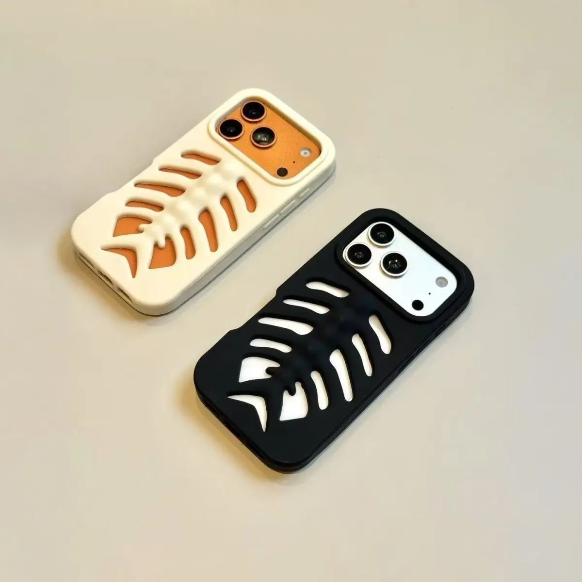 Creative hollow-out cooling fishbone case for iP 17/16/14/15 Pro Max, shockproof