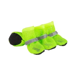 Set of 4 Dog Outdoor Shoes, Pet Protection Dirt-Resistant Shoes, Reflective Design for Night Walking, Ideal for Dogs & Cats, Puppy Shoes, Kitten Shoes