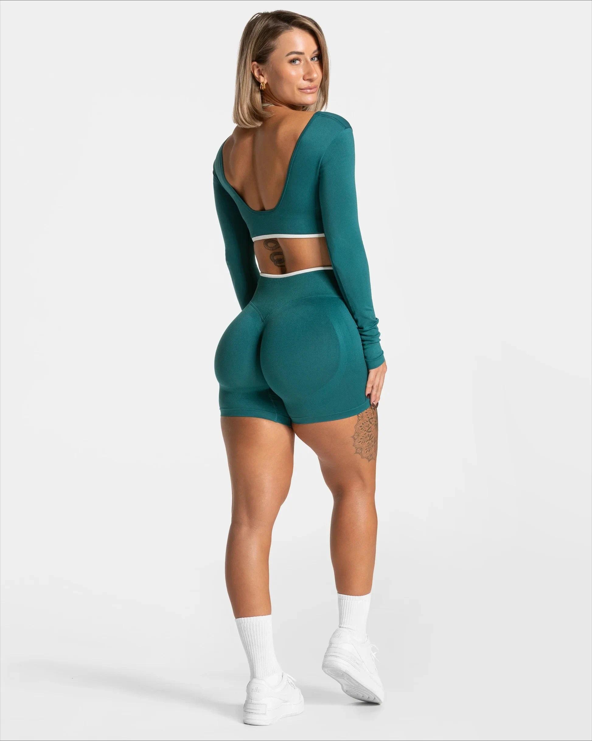 Women Seamless Gym Solid Sports Shorts White Waist Tight High Waist Hip Lifting Yoga Pants Running Sports Shorts