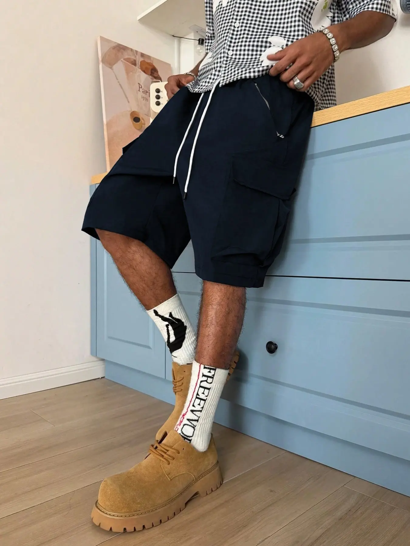 Men's Drawstring Waist Shorts, Loose-Fitting H-Type Short Pants, Casual Mid-Waist Above Knee, Plain Pattern, All Seasons