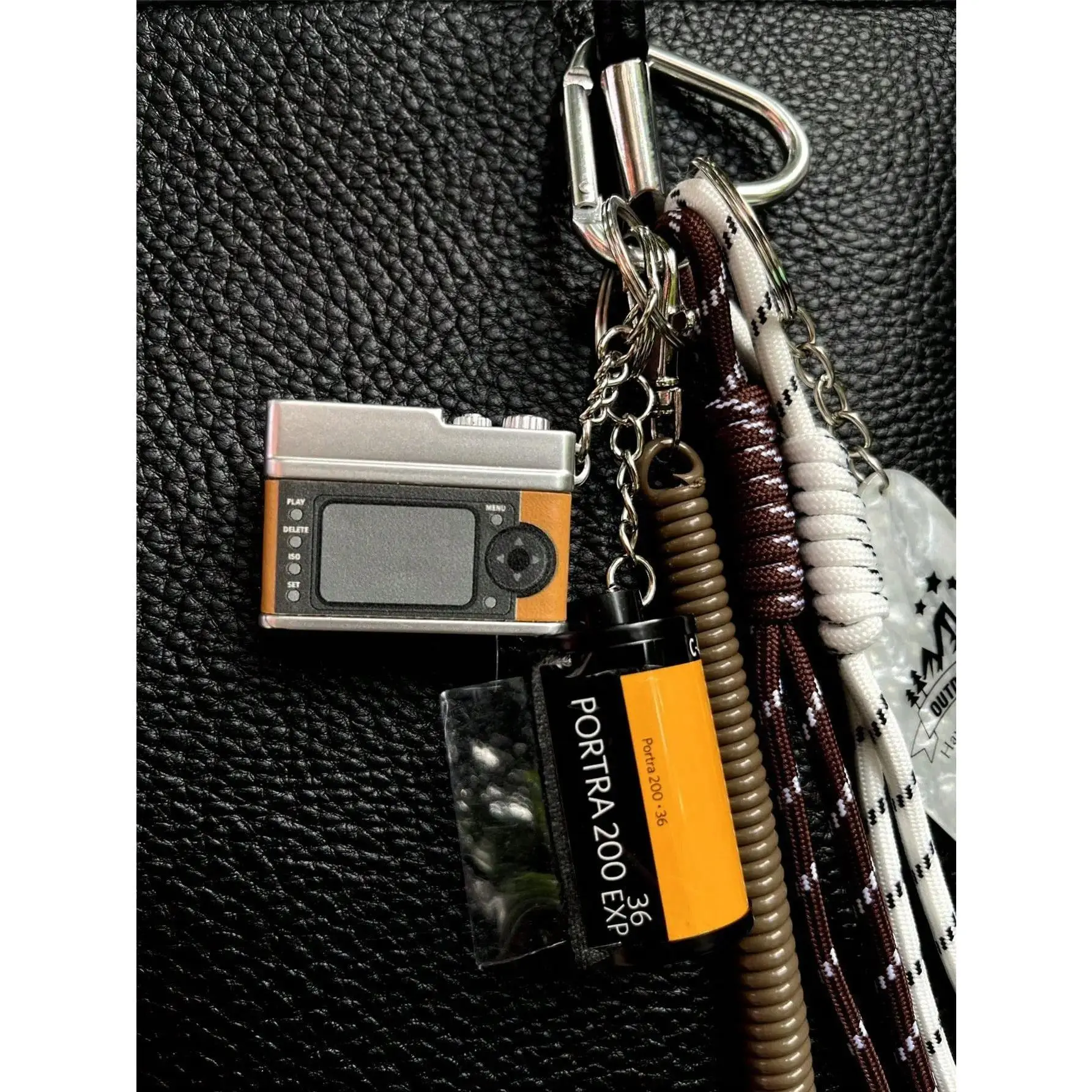 Retro Mini Camera Keychain With Film Roll And Braided Rope Bag Charm For Adults