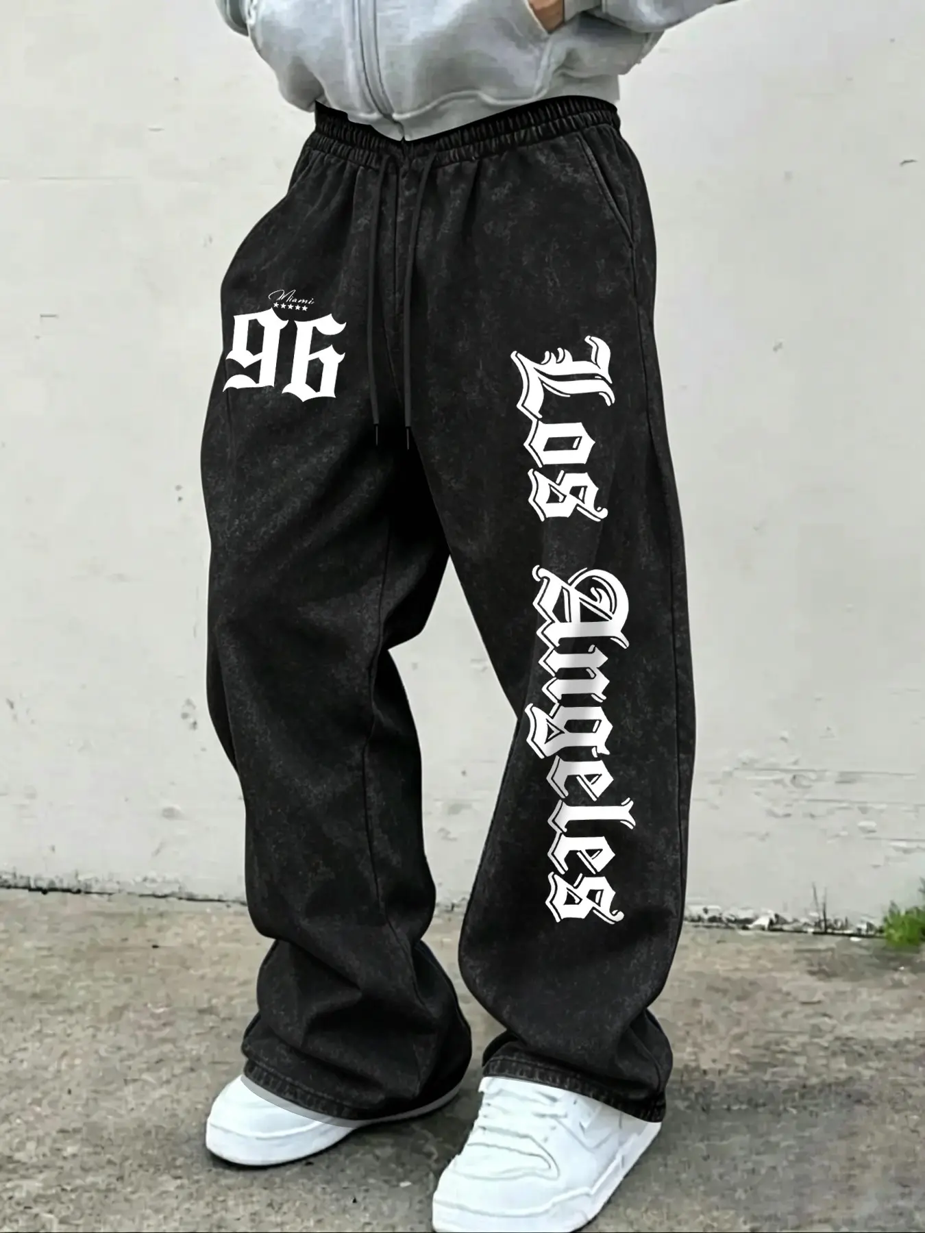 Men's Charcoal Washed Vintage Gothic Letter Print Loose Wide Leg Baggy Oversize Sweatpants, American West Coast La Retro Drop Hem Casual Long Pants