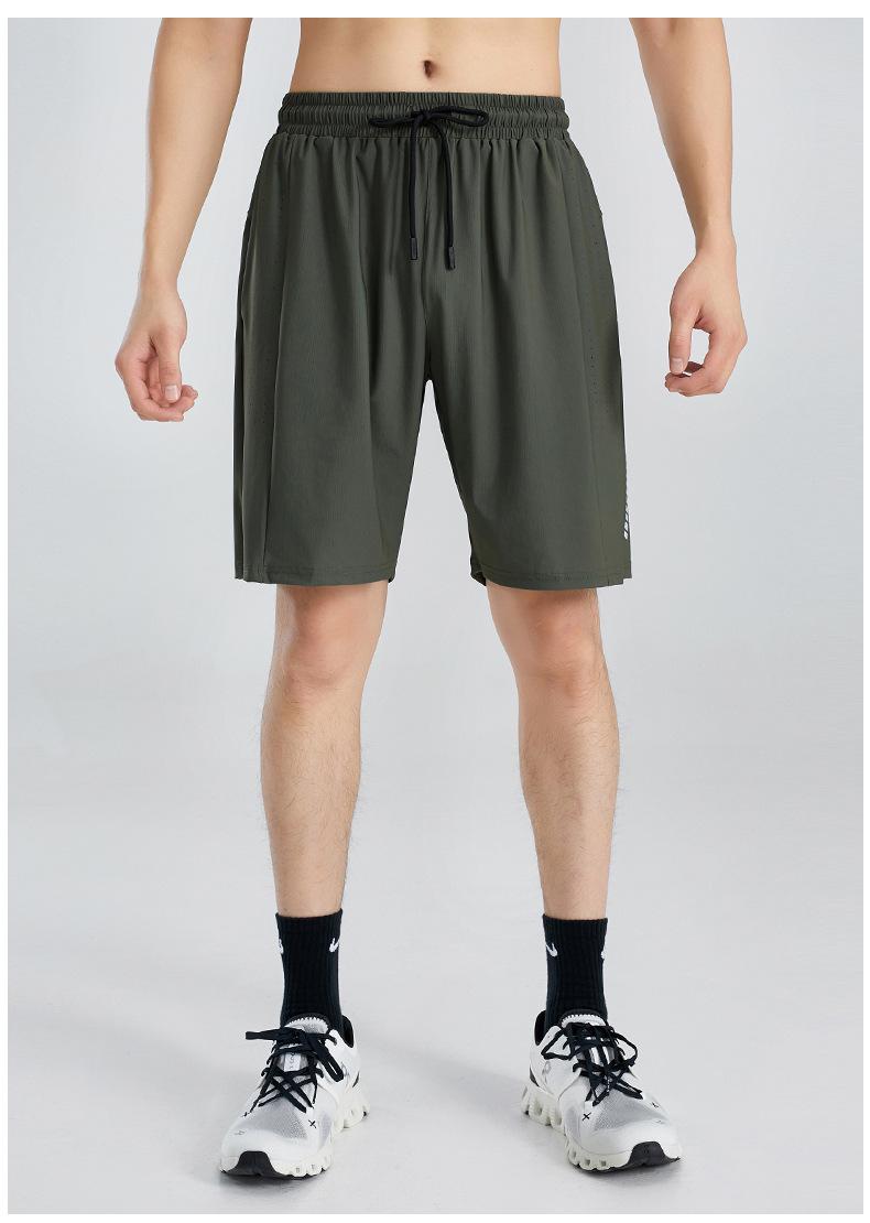 2026 New Men's Breathable Casual Shorts, Ice Silk Thin Quick-Dry Sports Fitness Shorts for Outdoor Running