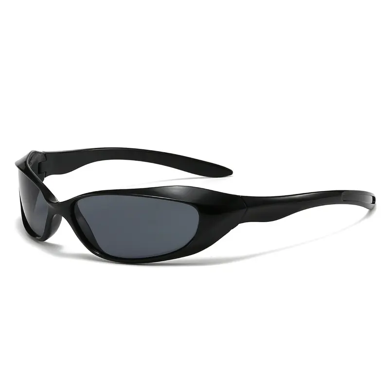 Niche Y2K-style alien/wasteland-inspired sunglasses; avant-garde, futuristic, and millennial-vibe eyewear; outdoor sports sunglasses.