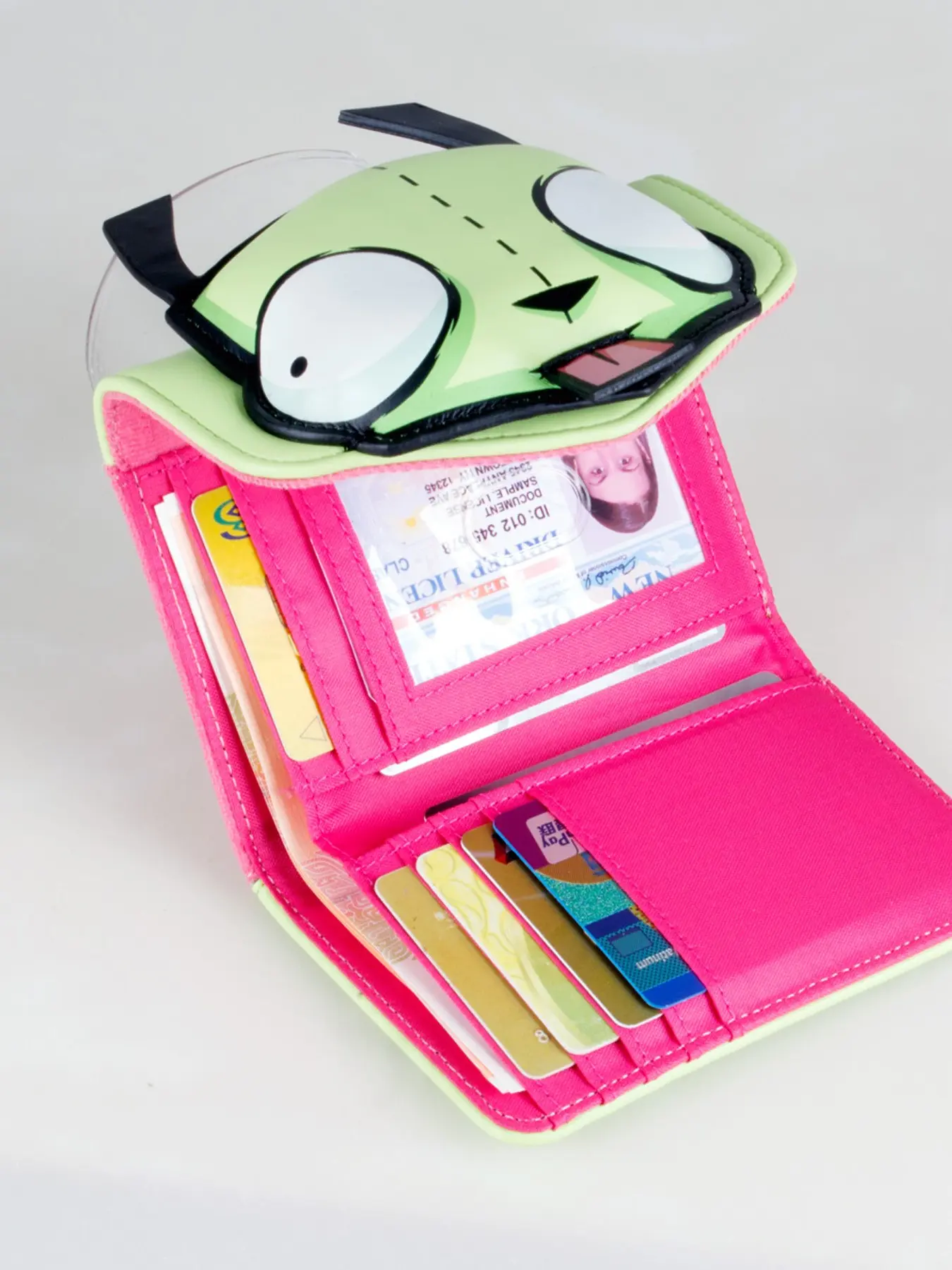 3D Anime High-Quality Cute Tri-Fold Wallet, Fashionable Personalized Credit Card Organizer, Coin Purse with ID Window, Stylish and Practical