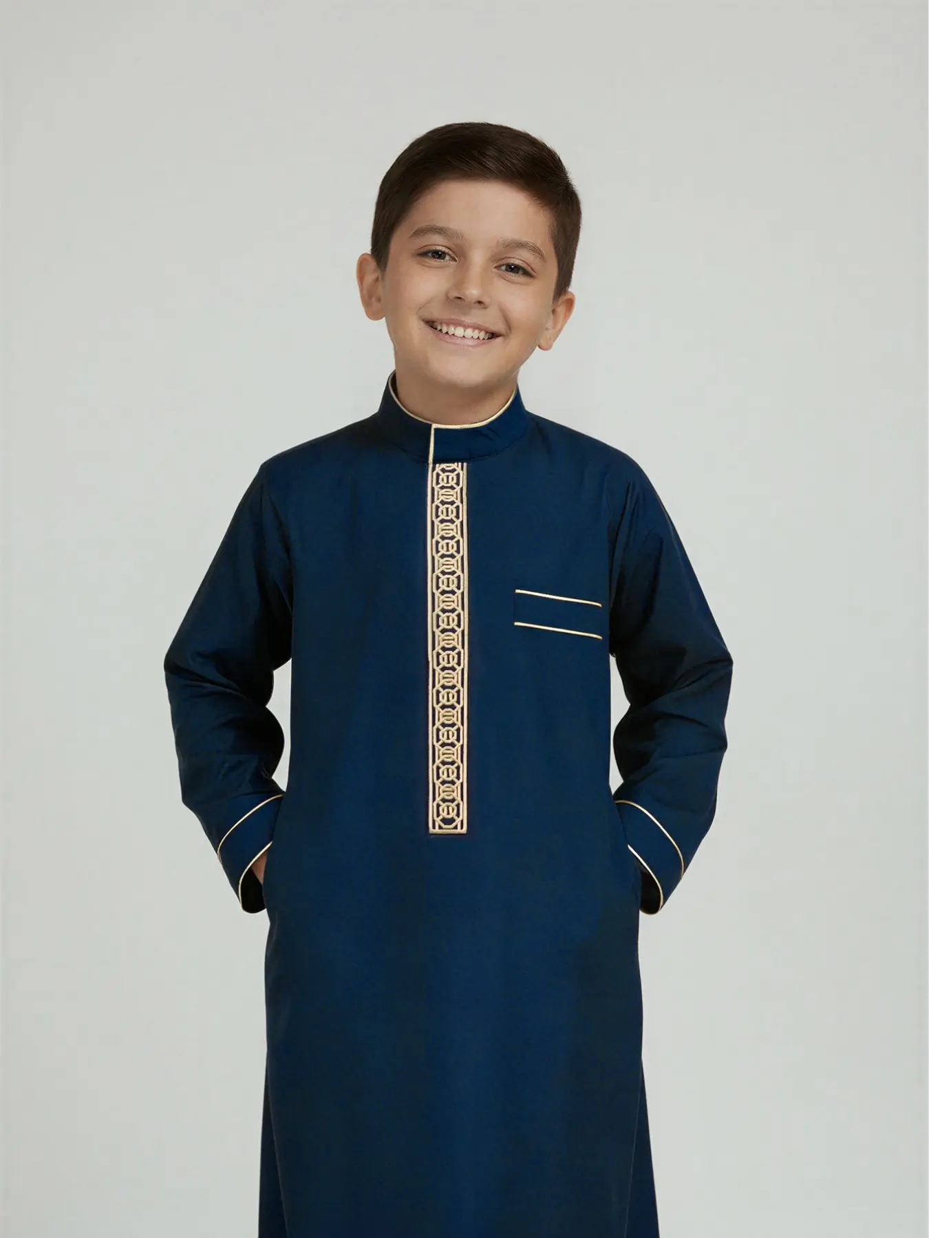 Traditional Muslim Boy Long Thobe, Arabic Clothing, Elegant Embroidered Stand Collar Button Design, Side Pockets, Suitable for Boys Aged 8-12 Years