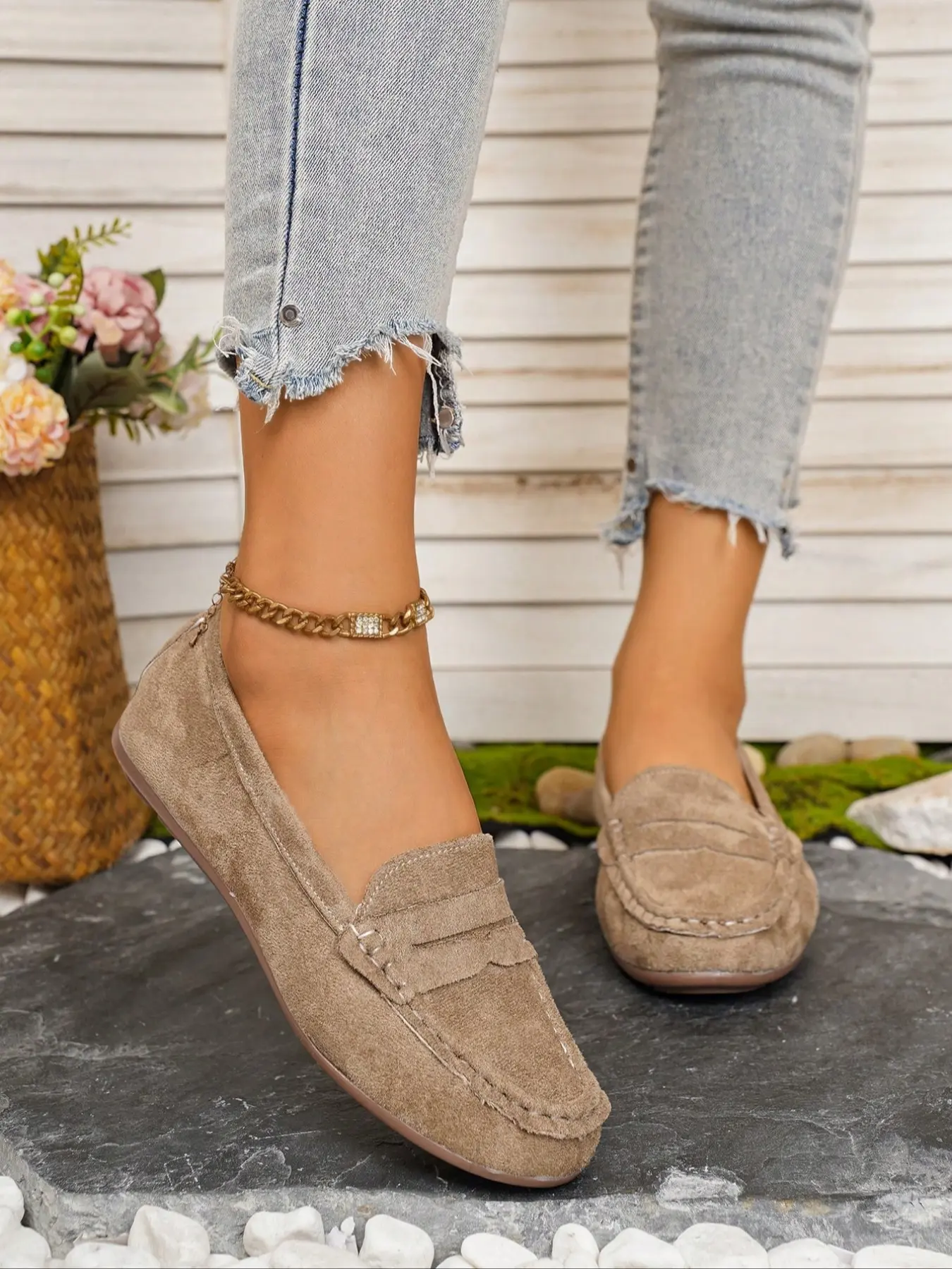 Women's 2026 New Imitation Suede Flat Loafers, Classic Penny Stitch Soft Sole Rubber Casual Mom Shoes, All Season Slip-On Anti-Slip Bean Sneakers, Leisure Shoes