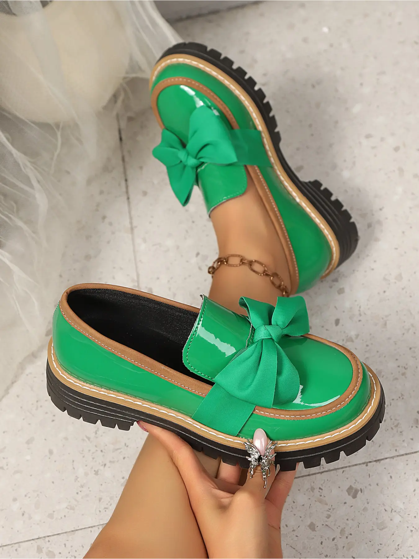 Women Sweet Big Bow Platform Flatform Bowknot Loafers Glossy Slip On Lug Sole Fashion Dress Shoes Comfort Height Increase Non Slip Preppy Flat Shoes For Daily Date Holiday Party Gathering