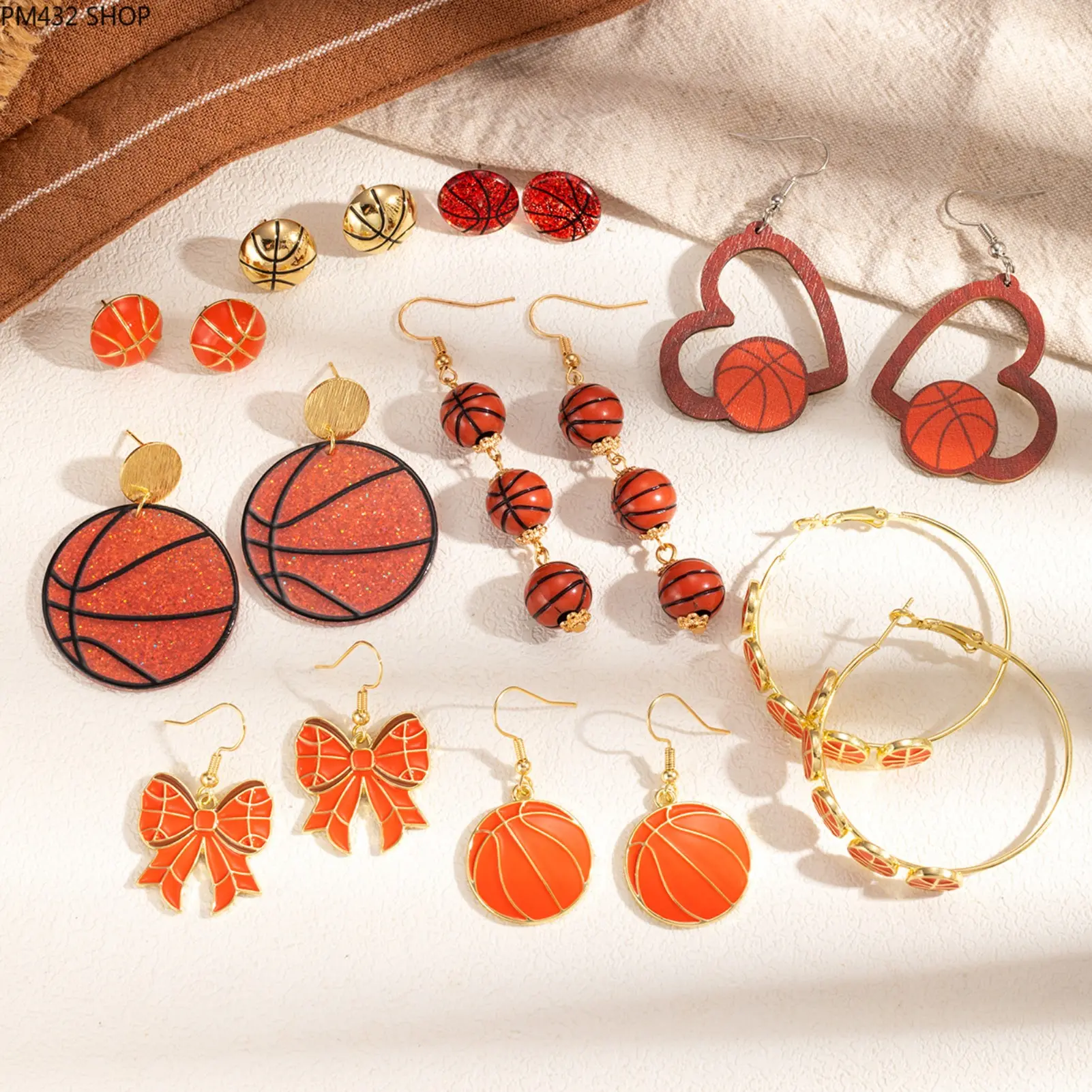 Women's Unisex Sports Theme Mini Dangles Basketball Earrings - High-Grade Unique Sporty Costume Jewelry for Daily Use, Casual Wear