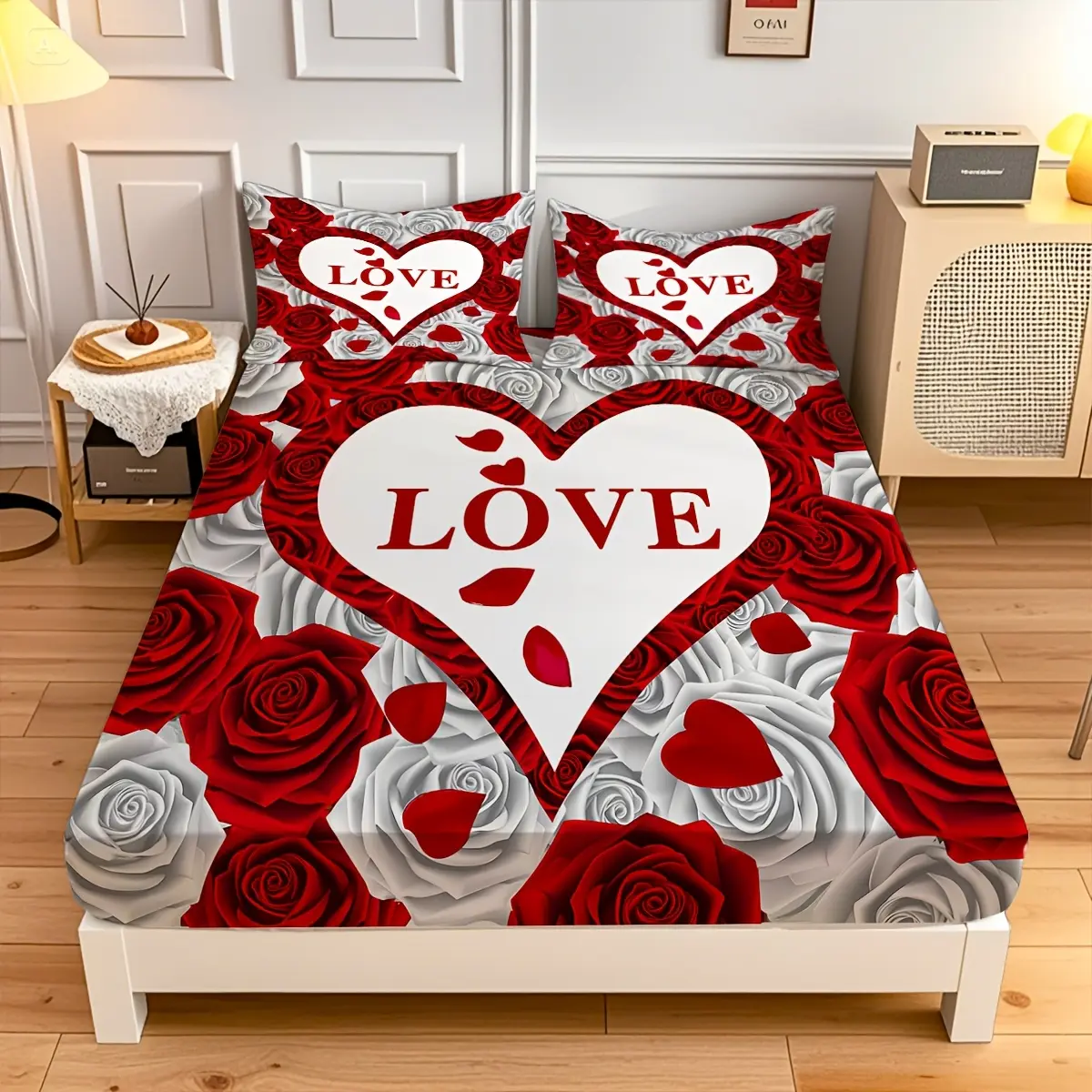 3PC Creative Fashion Heart-Shaped Rose Flower Bedding Set, fitted mattress protector, soft polyester fabric, hypoallergenic, fully elastic, breathable, easy to care for and machine washable, tear-resistant, perfect for all-season comfort in homes and gues