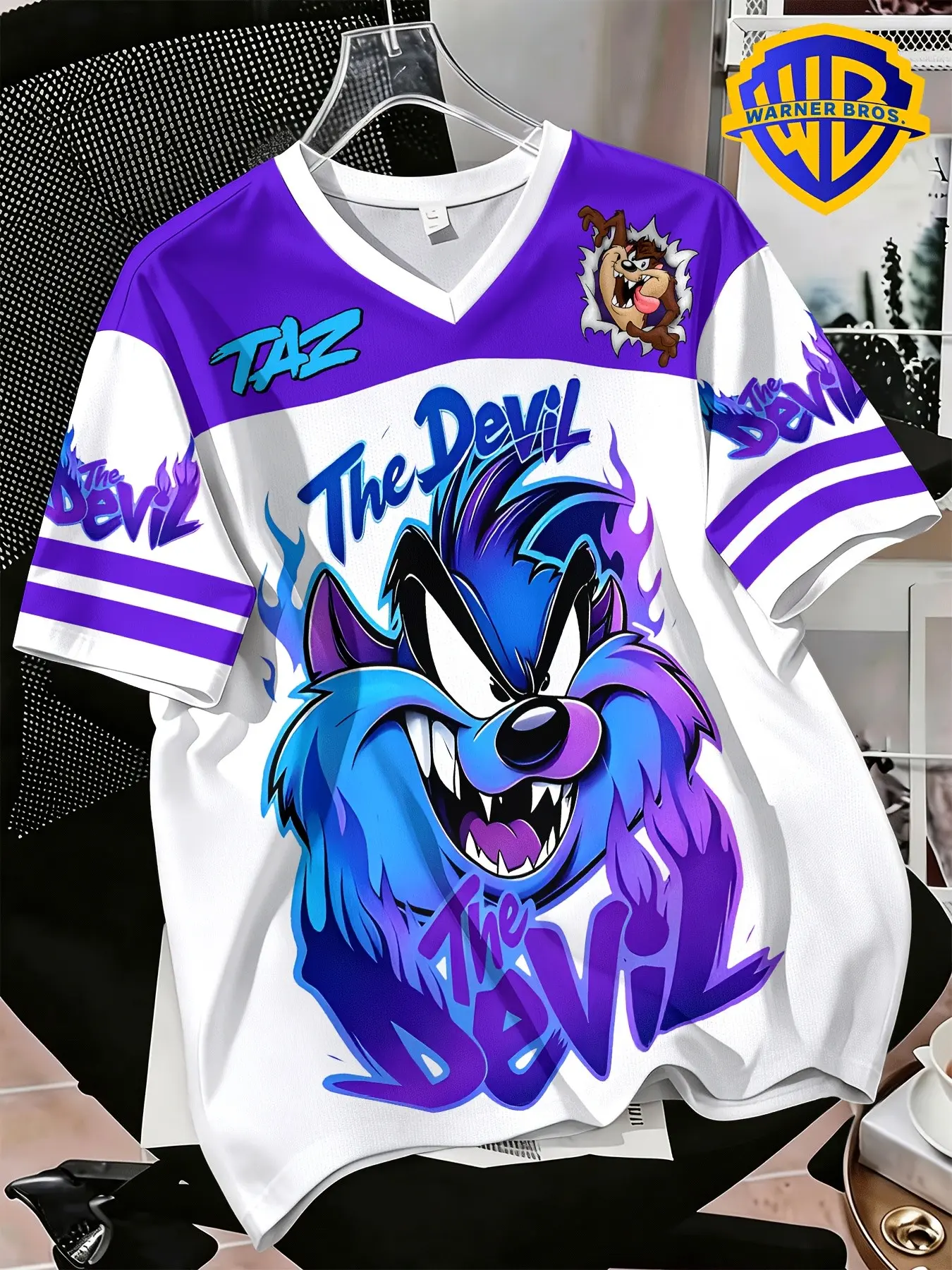 Plus Size Men's Digital Printed V-Neck T-Shirt, Sports Tee, Looney Tunes Taz, Retro Style, Breathable, Ideal for Outdoor Sports, Perfect Gift