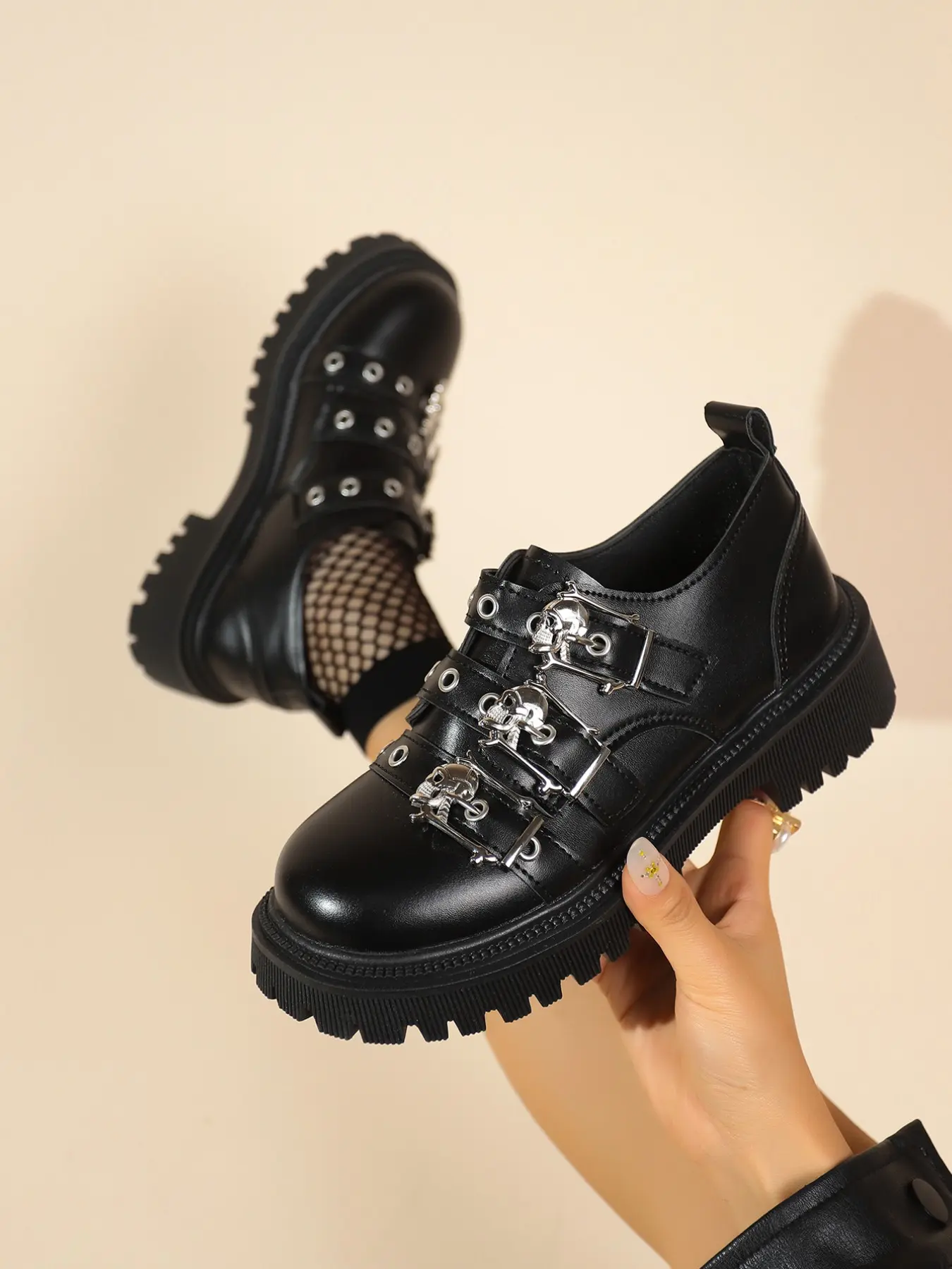 Women's Punk Style Buckle Soled Shoes, PU Leather Thick Sole Casual Footwear, All-Seasons Subculture Fashion, Chain Print Design