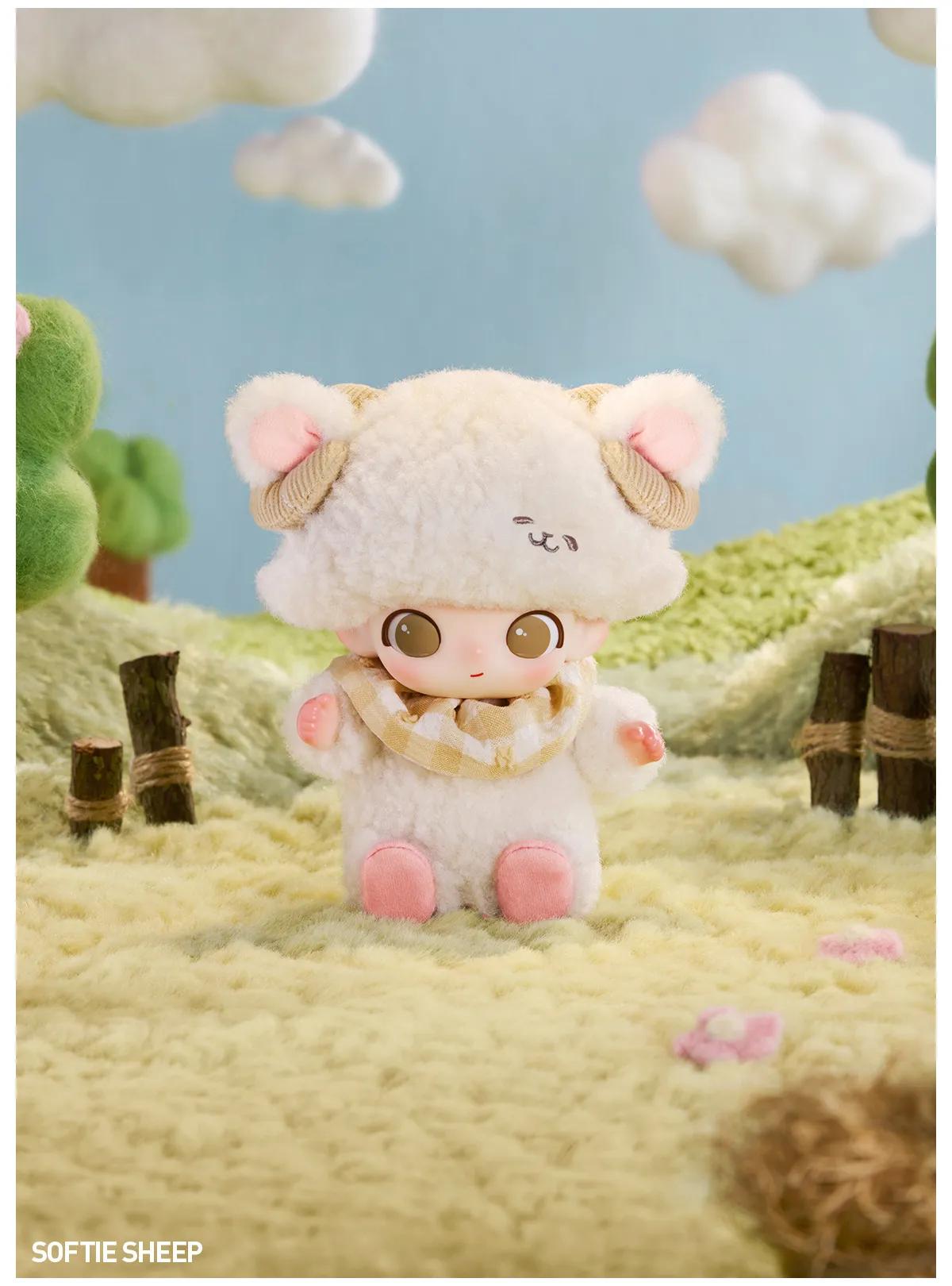 1554. DIMOO The Secret Theatre Club Series - Vinyl Plush Pendant Blind Box