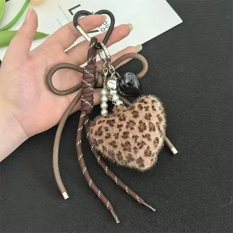 Heart Design-leopard brown