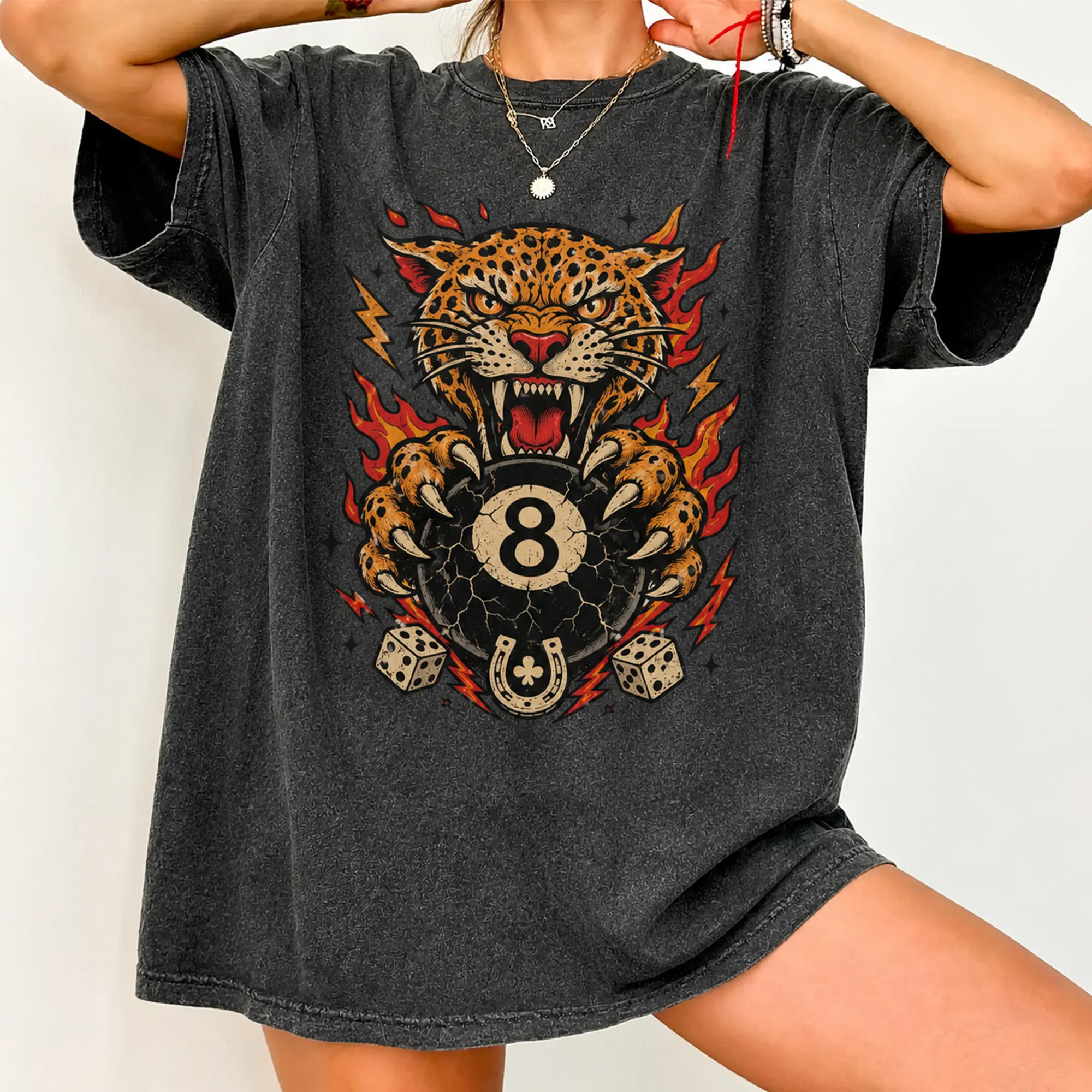 Unisex Classic Lucky Leopard Print Cotton-Polyester Fabric Sweatshirt - Yarn-Made, 8 Ball & Traditional Tattoo Graphic, Oversize Baggy Light Loose Fit, Casual Grunge Streetwear, Yallternative Aesthetic, Vintage Western Style, Billiard & Dice Pint T-shirt