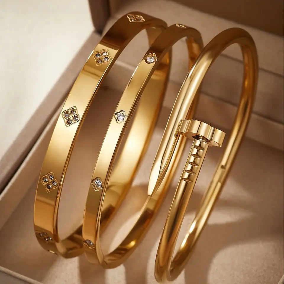 Women's Floral Design Stainless Steel  Elegant Minimalist Bangle, Elegant &Durable Jewelry Accessory for Everyday Use,Stackable Bracelet, Exquisite Bracelet, Gift for Valentine's Day and Mother's Day