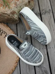 2026 New Large Size Women's Comfortable Slip-On Sandals, Casual Fashion, Perfect for School/travel, Easy Wear Daily Shoes