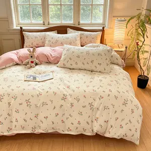 4pcs Vintage Floral Farmhouse Bedding Set (1 Duvet Cover + 1 Flat Sheet + 2 Pillowcases) | Floral Bedding Sets, French Cottagecore Aesthetic, Breathable Skin-Friendly Fabric, Create Your Cozy Dream Bedroom