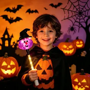 Halloween Handheld Glow Light, Pumpkin Shape Party Decor, Battery Powered Portable, Perfect for Trick-Or-Treat, Halloween Parties, Night Activities