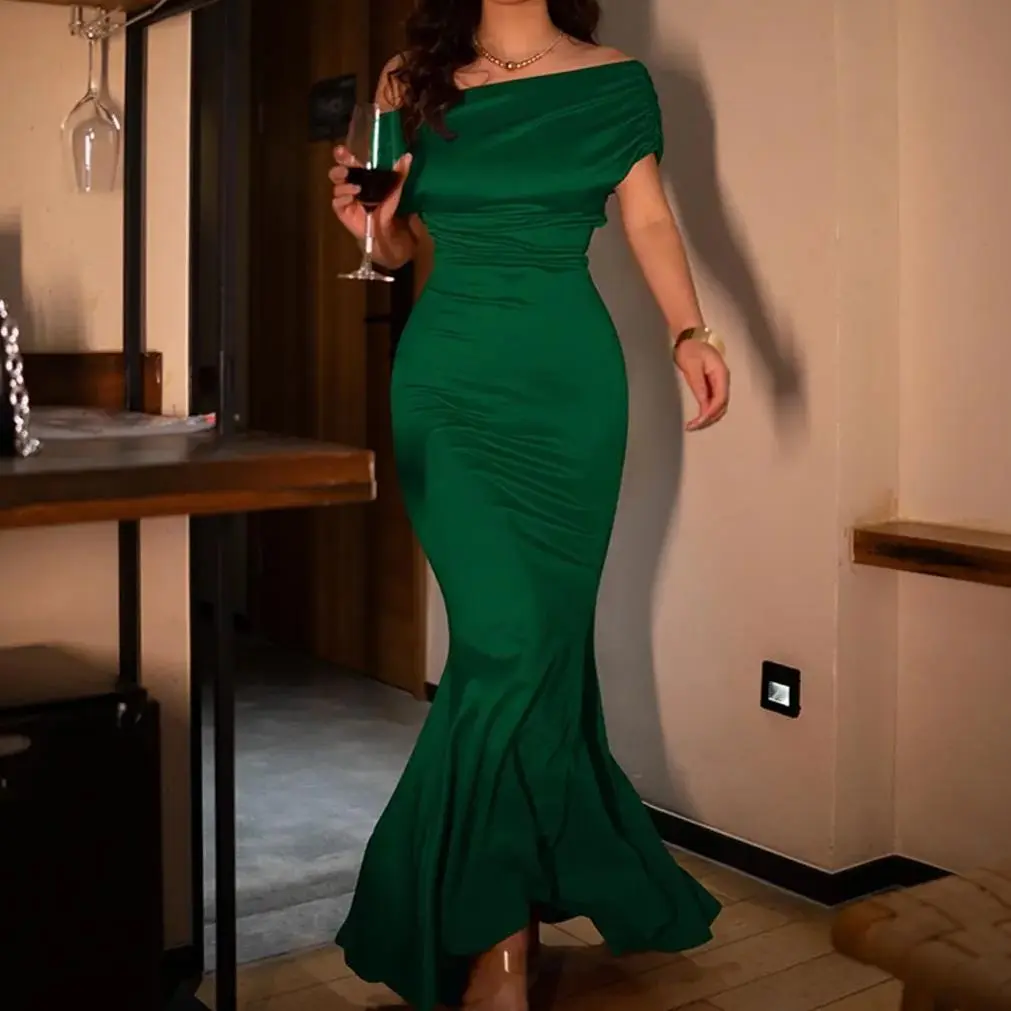 Vestido Largo con Hombros Libres y Corte Princesa | Realza tu Cintura y Estiliza tu Silueta
