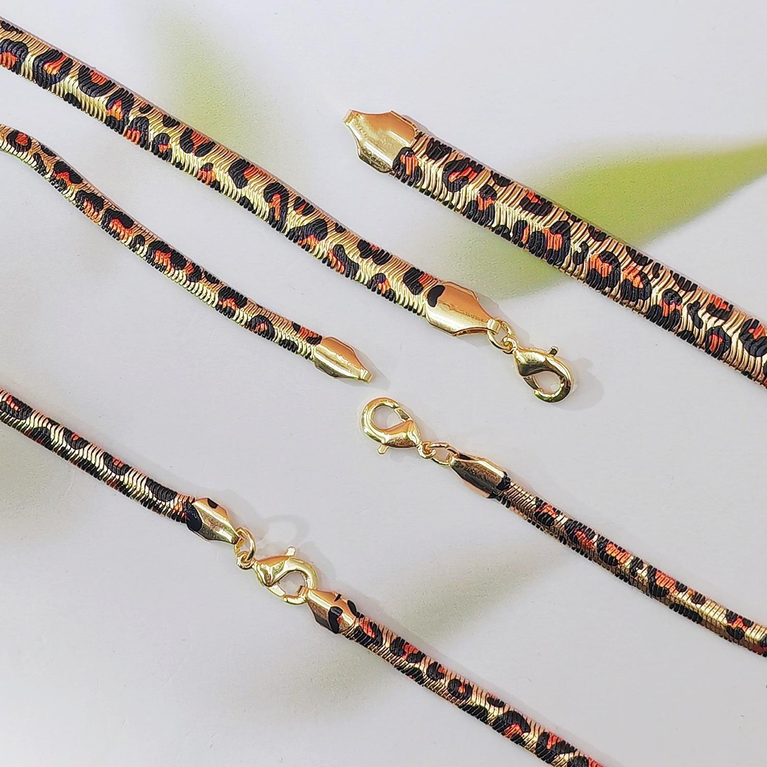 2026 New Leopard Print Bracelet for Women, Trendy Y2K Baddie Aesthetic, Mocha Moccacore Minimalist Luxury Design, Bold Statement Fashion Jewelry for Daily Wear, Parties & Street Style Outfits