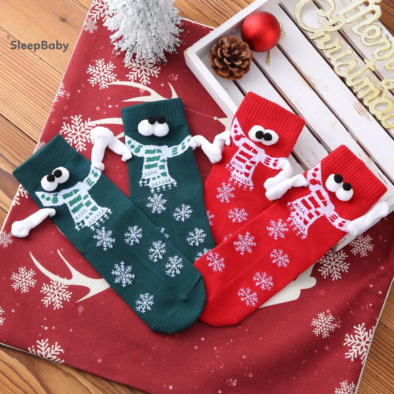 Funny Magnetic Holding Hands Christmas Crew Socks 2 Colors Red Dark Green 3D Plush Wiggle Googly Eyes Snowflake Scarf Print Soft Cotton Novelty Holiday Gift Stockings Family Matching Xmas