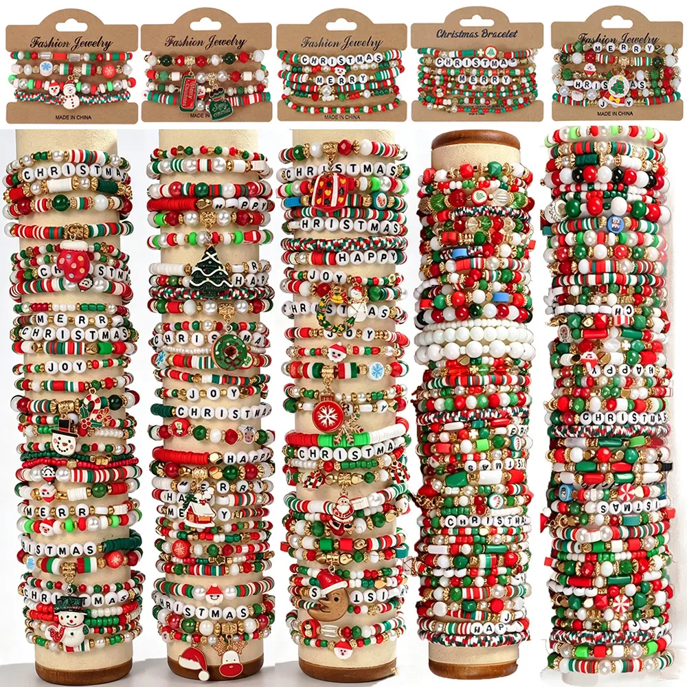 25/35/45Pcs Merry Christmas Polymer Clay Beaded Heishi Charm Bracelet Set - Women'S Colorful Party Favors And Gift Ideas - Random Santa Claus, Deer, Tree, Bell, Sock, Glove Designs, Perfect for Christmas Party Holiday Celebrations