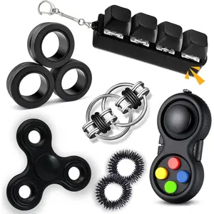7PCS Fidget for Adults, Fidgeting Game, Keyboard Fidget, Figette Spinner Figits Rings Stress Anxiety Relief Silent Stocking Giftfidget toys