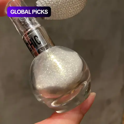 Glitter Highlighter Powder, Illuminating Iridescent Glitter, Glowy Highlighter, Shimmering Body Spray Powder, Long Lasting Shimmer, Shiny Bronzer Makeup for Women & Girls, Sparkle Body Makeup #GLOBAL PICKS