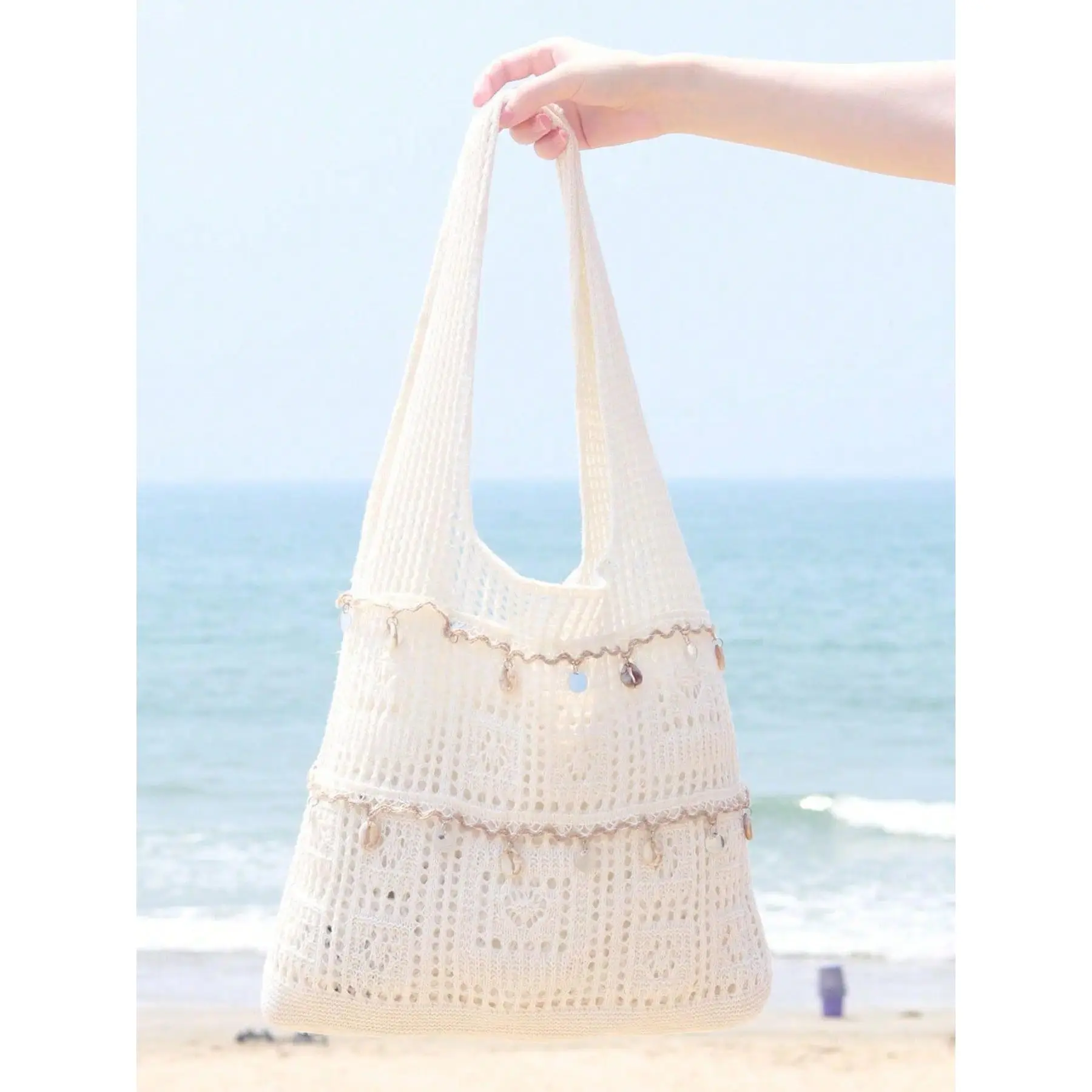 Women’s Large Capacity Crochet Tote Bag, Foldable Hollow Knit Beach Bag with Boho Summer Style, Lightweight Carry All Shoulder Bag for Travel, Vacation, Beach Trips, Shopping, Resort Wear & Everyday Use